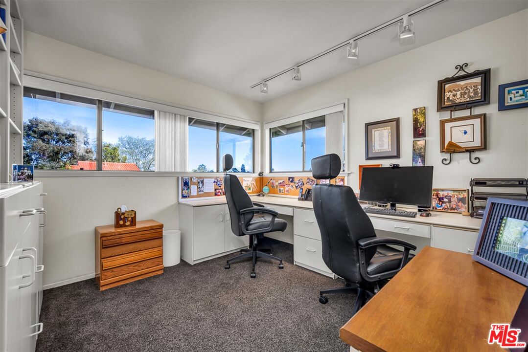 29519 Oceanport Road Rancho Palos Verdes, CA 90275 - Photo 24 of 42 a room with furniture and a window
