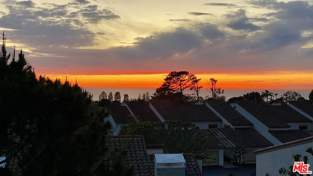 29519 Oceanport Road Rancho Palos Verdes, CA 90275 - Photo 41 of 42 a view of a sky from balcony