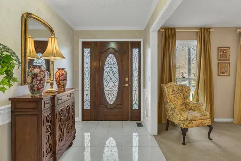 a view of living room washer and dryer