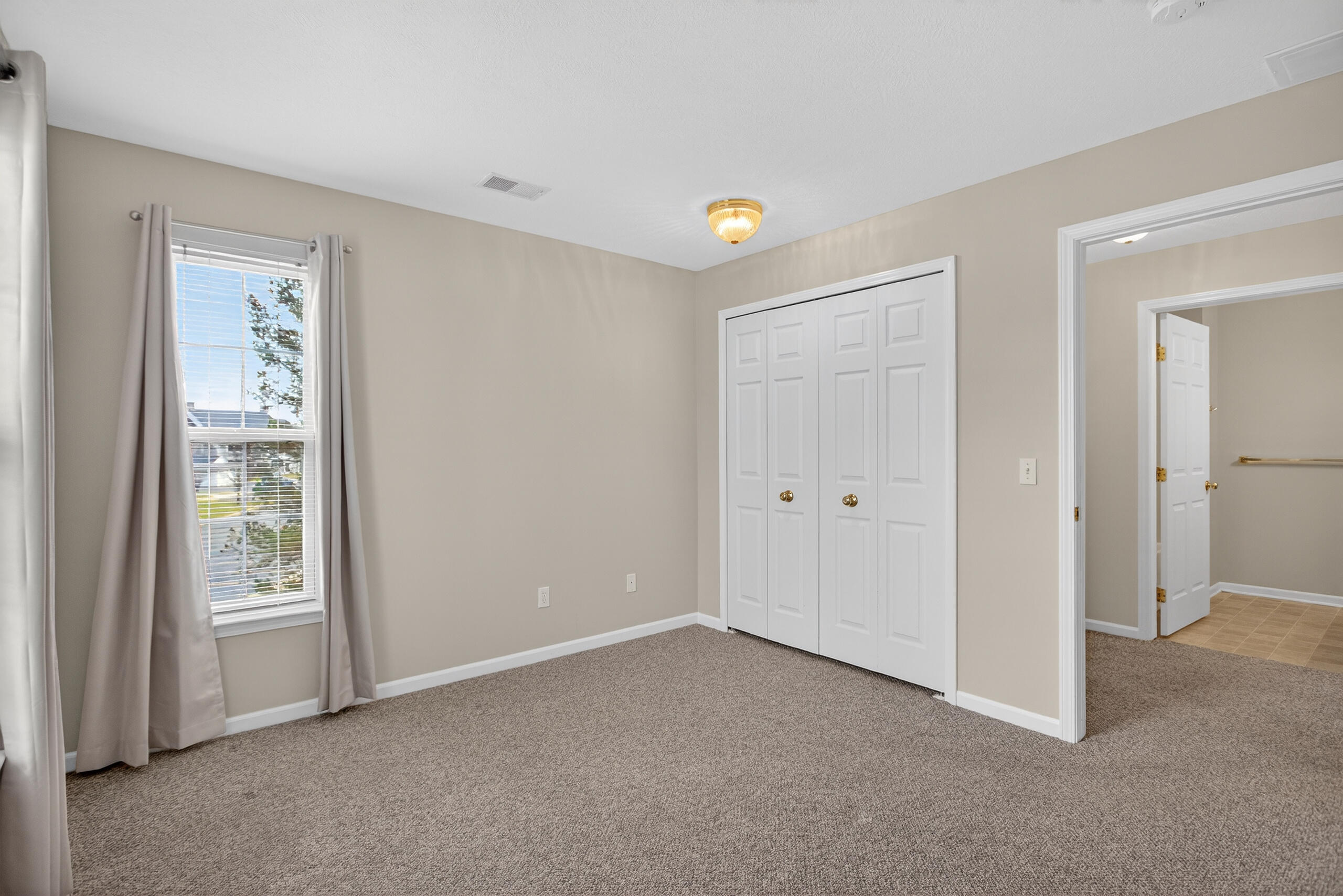 758 West Barrington Circle Jackson, MI 49203 - Photo 20 of 49 030_0N0A1230