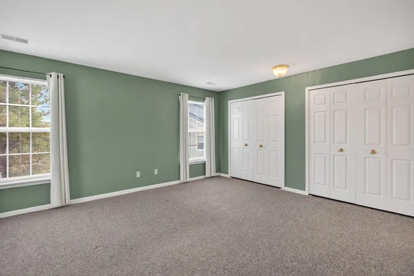 $194,900 | 758 West Barrington Circle, Jackson, MI 49203