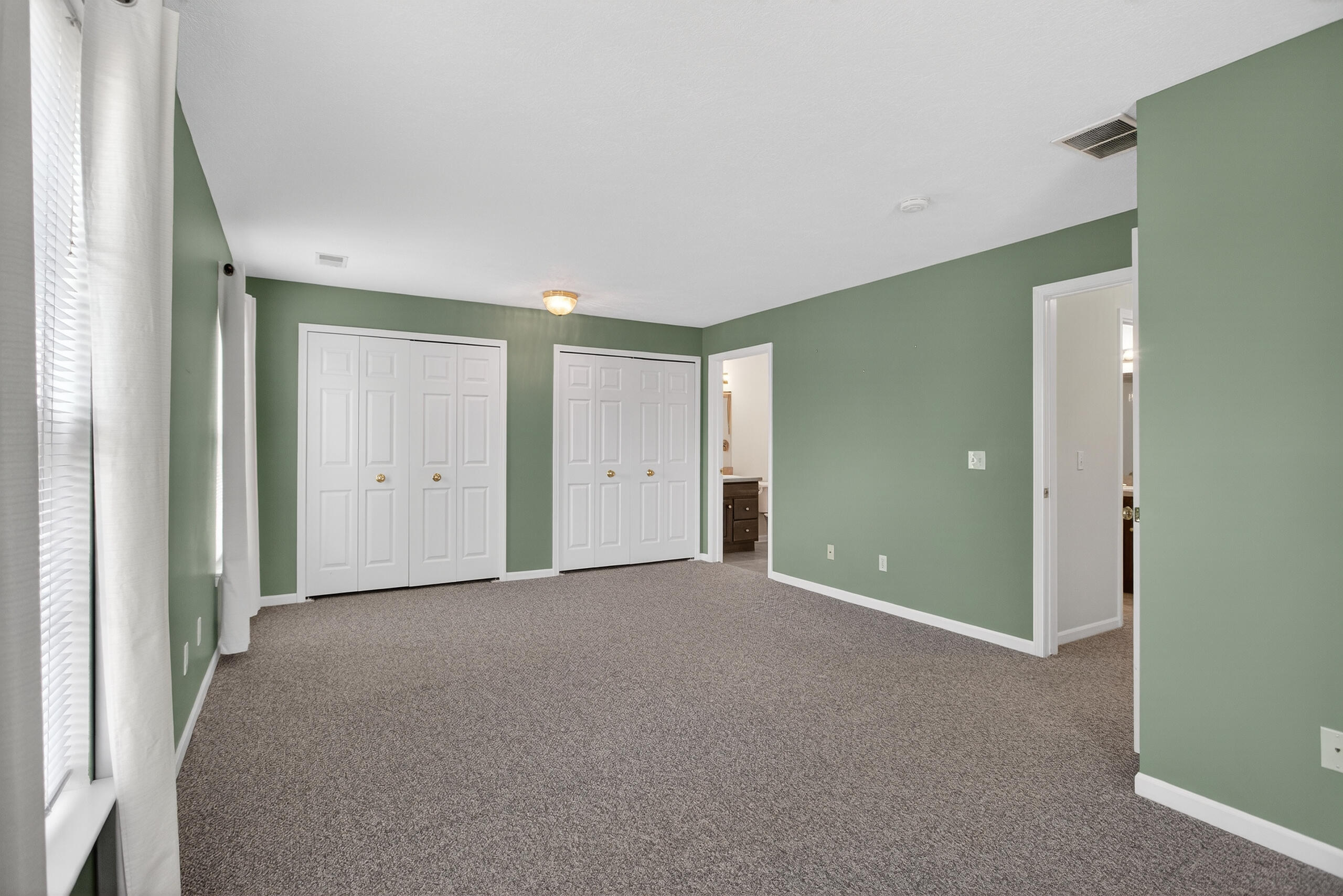 758 West Barrington Circle Jackson, MI 49203 - Photo 25 of 49 036_0N0A1250