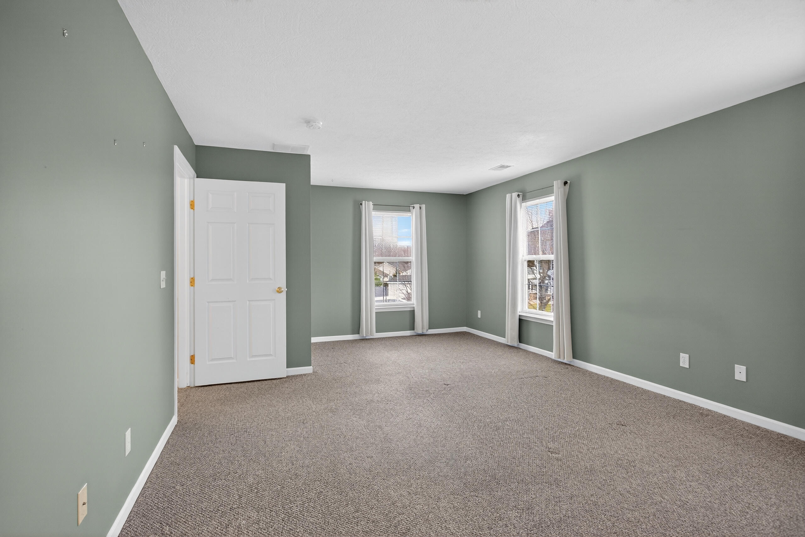 758 West Barrington Circle Jackson, MI 49203 - Photo 29 of 49 040_0N0A1260