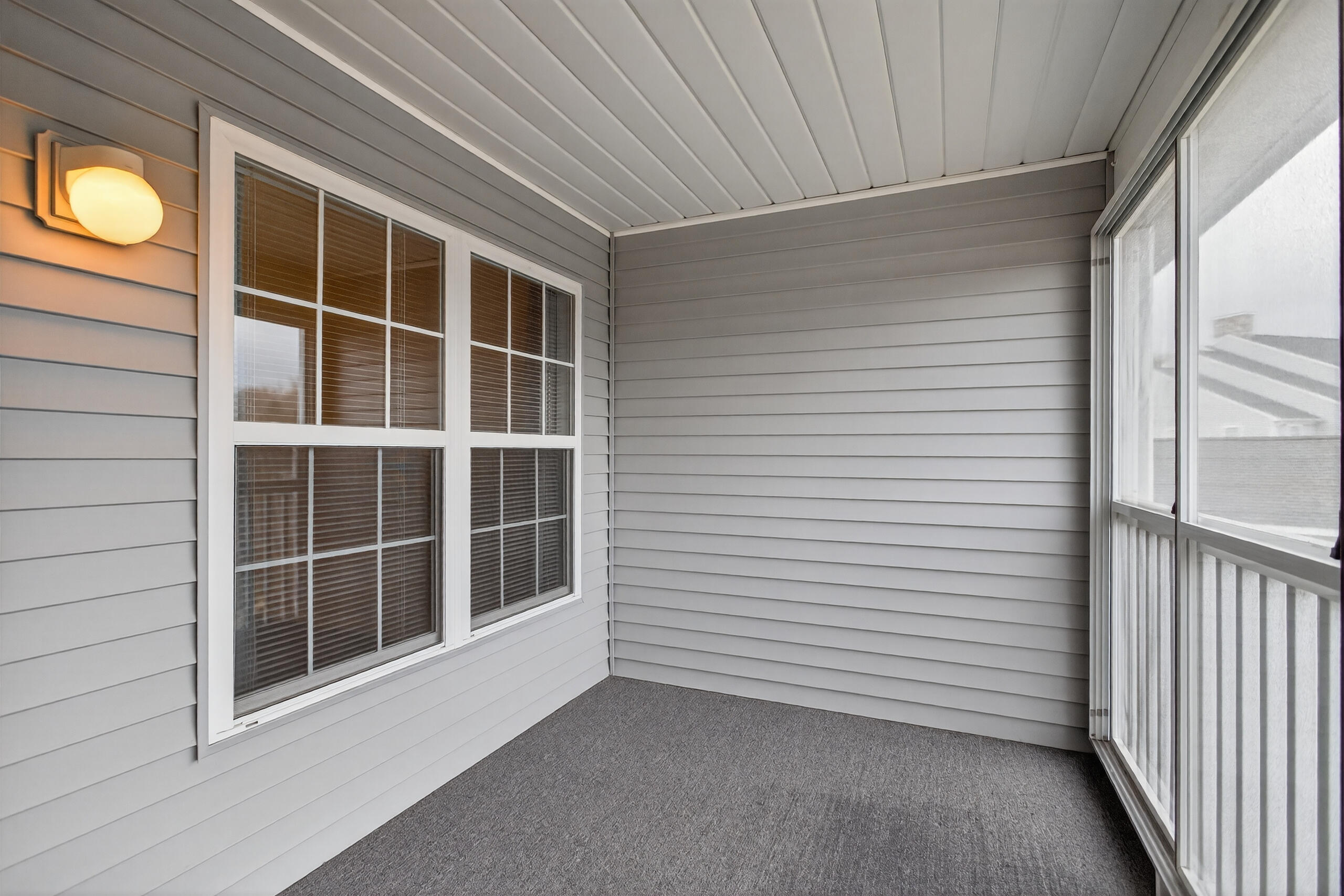 758 West Barrington Circle Jackson, MI 49203 - Photo 36 of 49 047_0N0A1282
