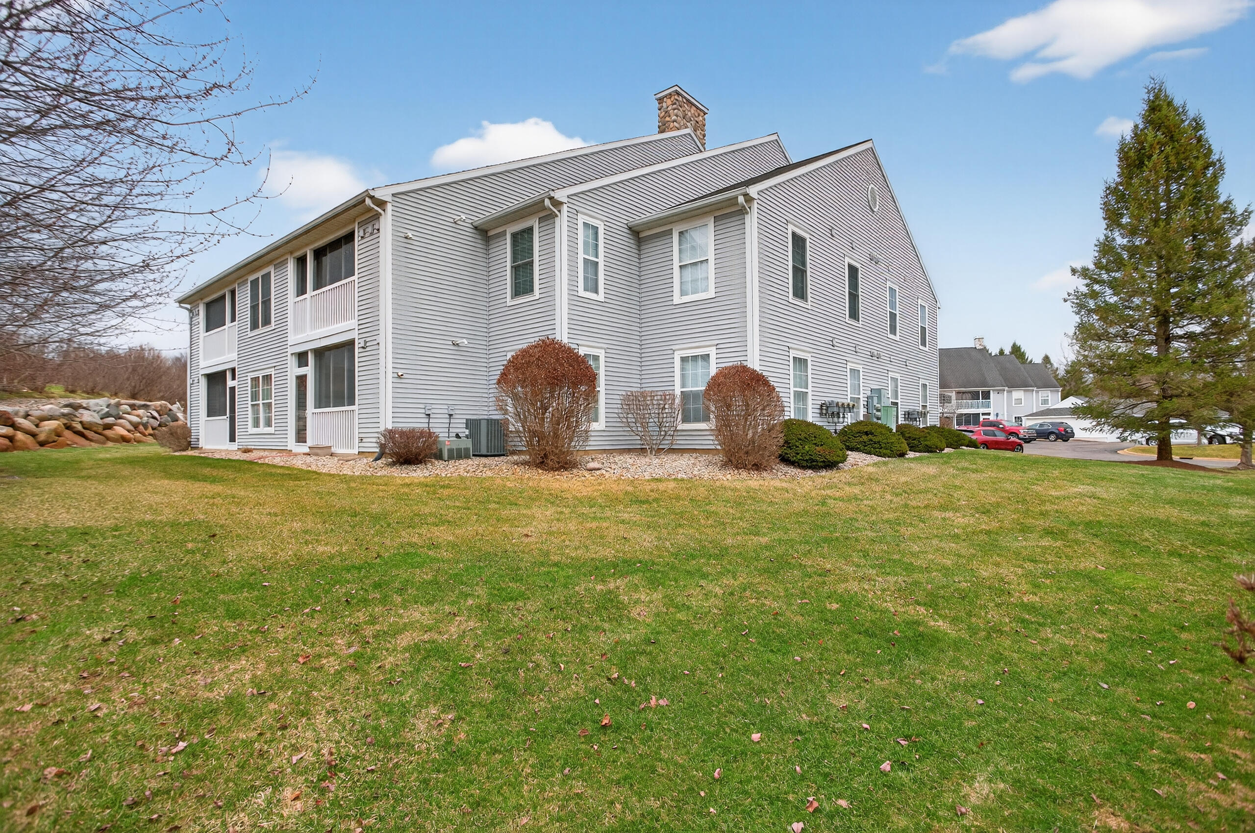 758 West Barrington Circle Jackson, MI 49203 - Photo 47 of 49 010_0N0A1165