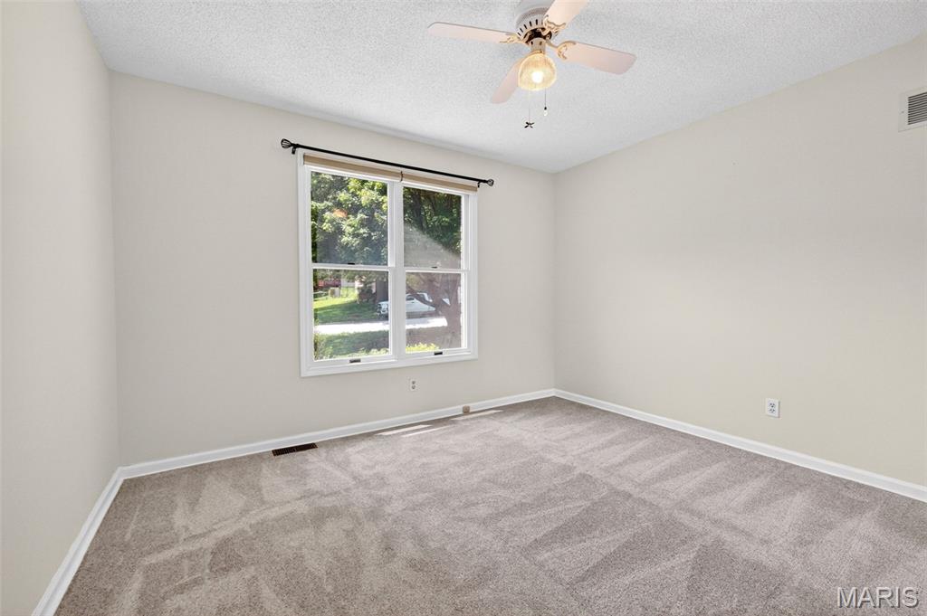 5 Lexington Lane Washington, MO 63090 - Photo 9 of 21