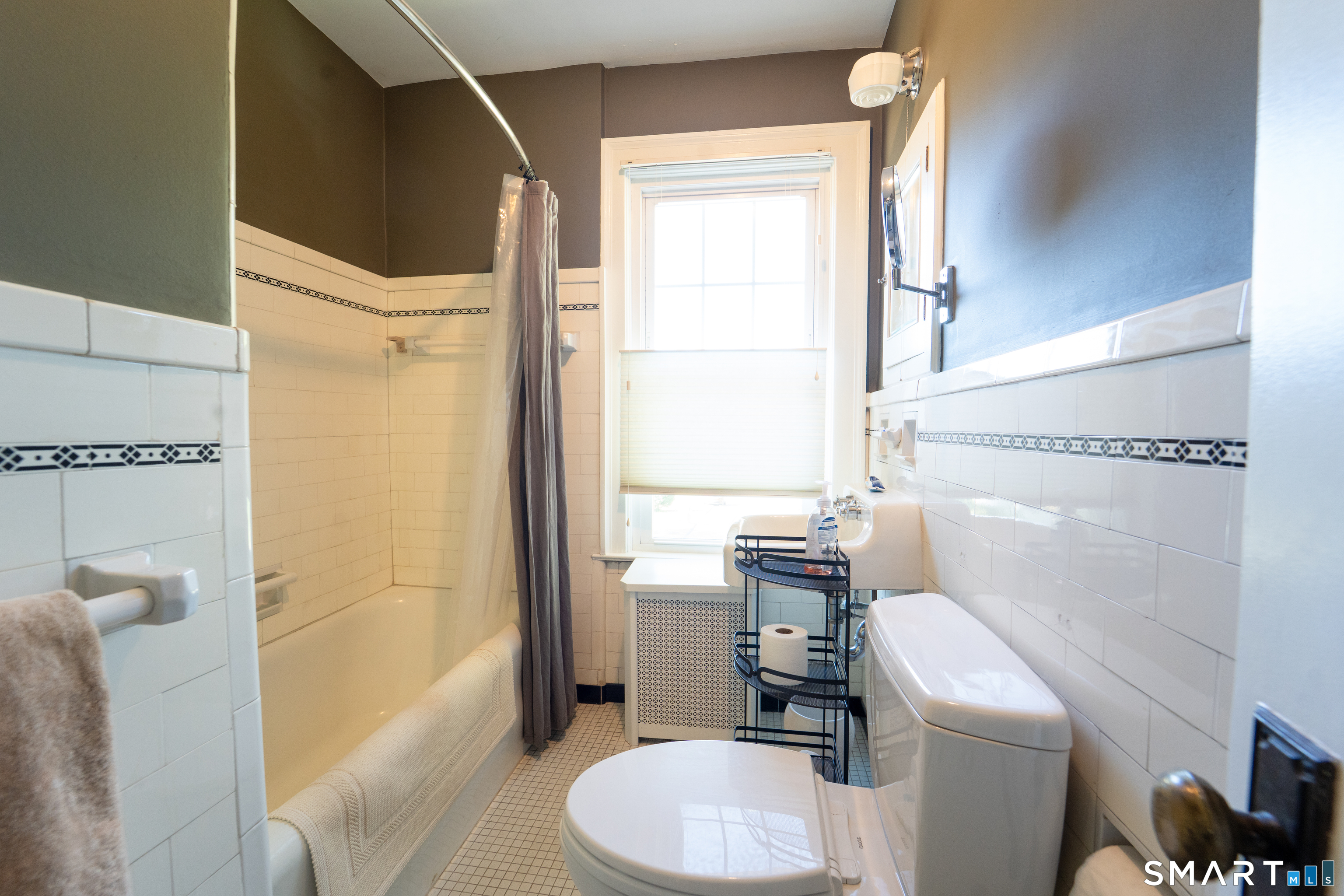 24 Drescher Road Manchester, CT 06040 - Photo 18 of 27