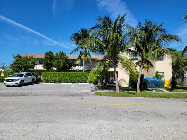 $1,550 | 620 South Broadway, Unit 8, Lantana, FL 33462