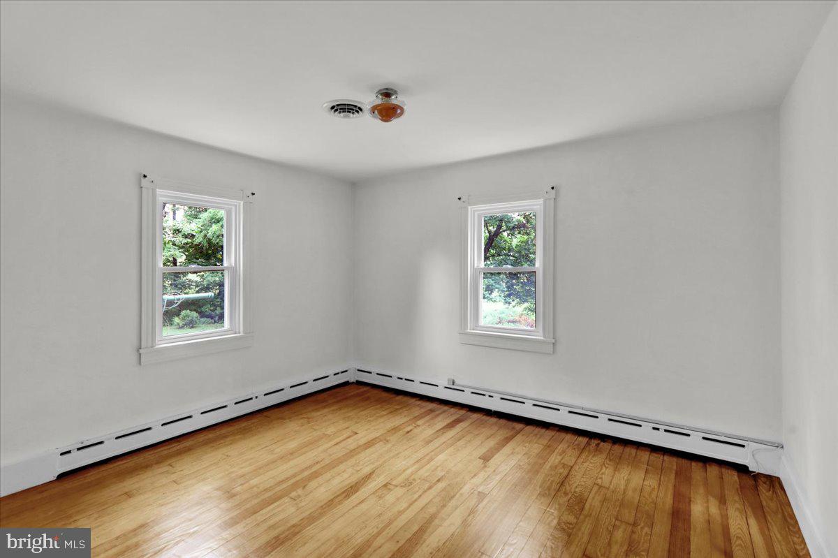 1181 Windsor Castle Road Hamburg, PA 19526 - Photo 15 of 35