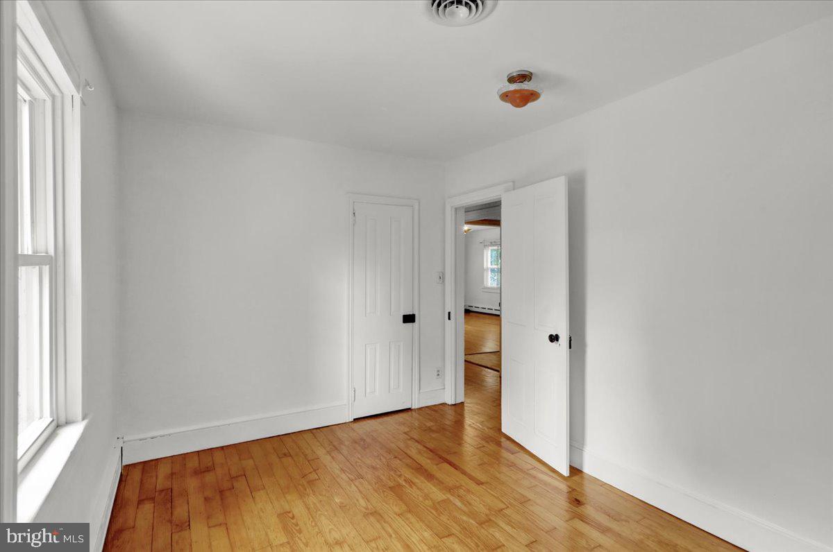 1181 Windsor Castle Road Hamburg, PA 19526 - Photo 21 of 35