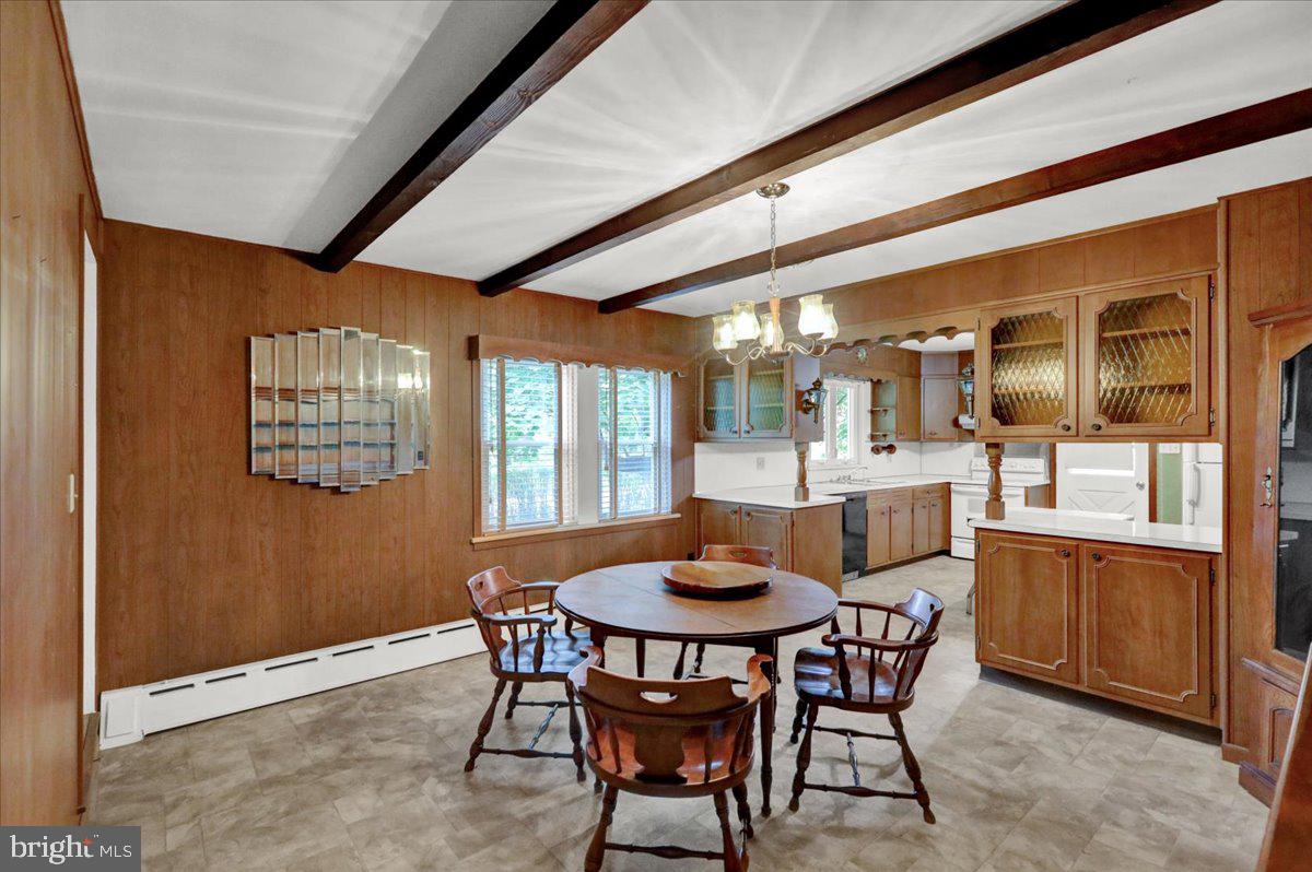 1181 Windsor Castle Road Hamburg, PA 19526 - Photo 9 of 35