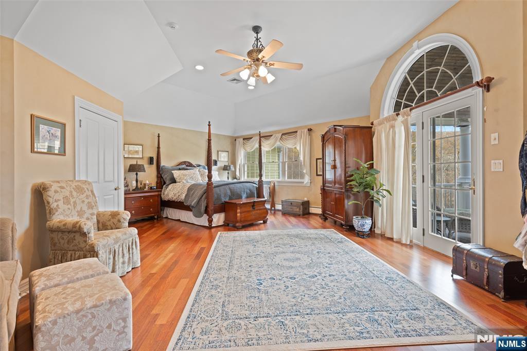 8 Stony Point Road Oakland, NJ 07436 - Photo 22 of 49