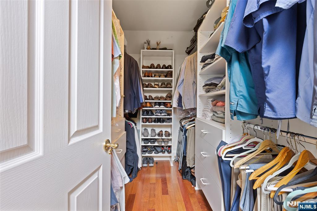 8 Stony Point Road Oakland, NJ 07436 - Photo 26 of 49