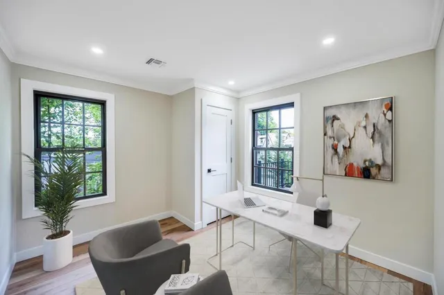 $2,100,000 | 6 Sheffield Road, Great Neck, NY 11021