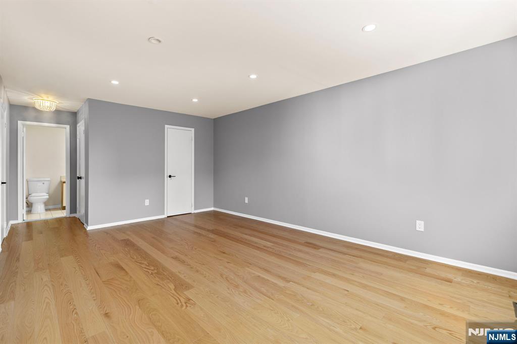 319 Gorge Road, Unit 6 Cliffside Park, NJ 07010 - Photo 19 of 24 a view of an empty room