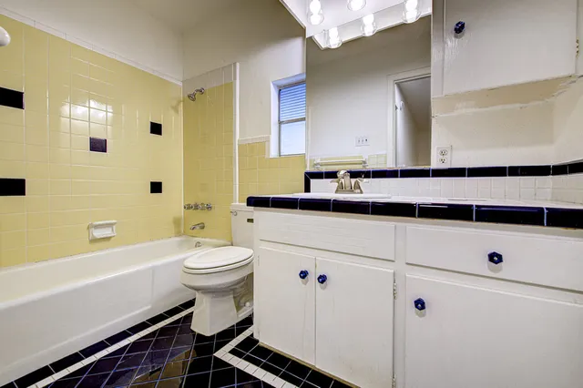 $2,995 | 1508 Grayford Drive, Austin, TX 78704