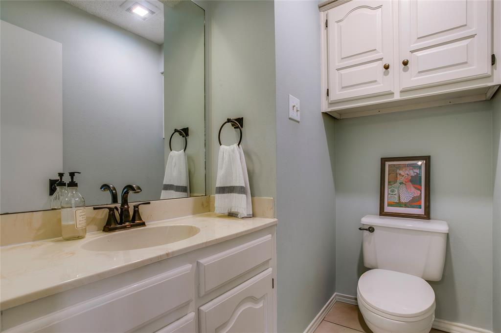 1908 Golden Trail Court Carrollton, TX 75010 - Photo 11 of 28