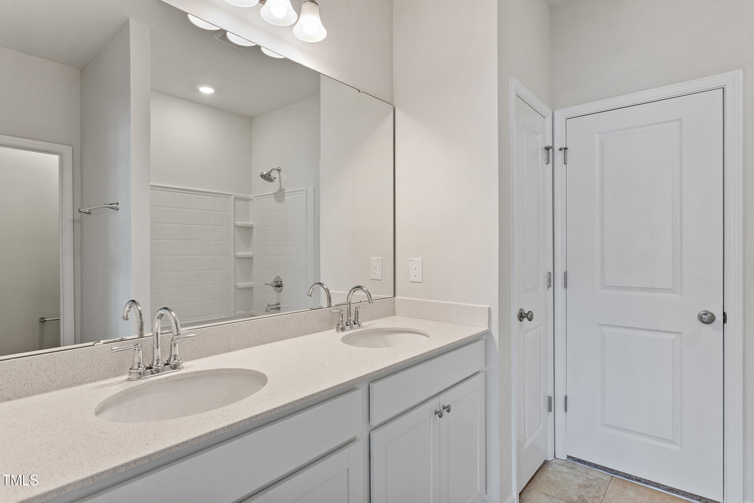 152 Powell Townes Way, Unit 285 Raleigh, NC 27603 - Photo 17 of 43 28-152 Central Townes Wy Lot 285 [227430