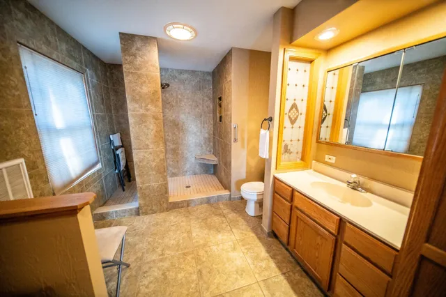 $649,900 | 37478 County Road 70, Zumbro Falls, MN 55991