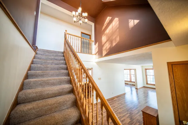 $649,900 | 37478 County Road 70, Zumbro Falls, MN 55991