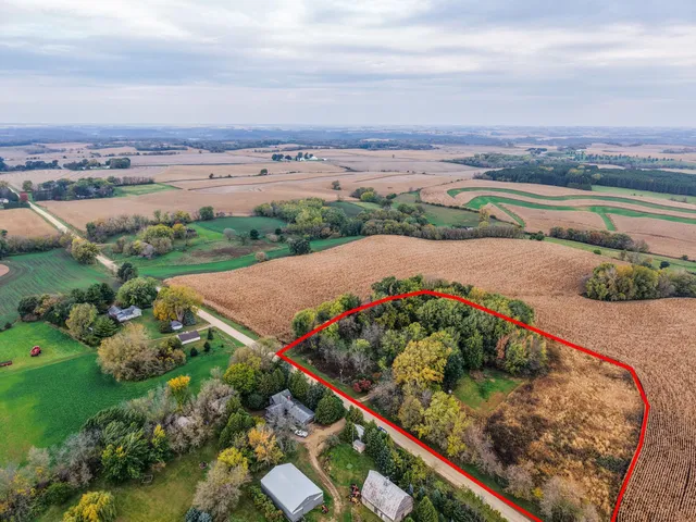 $649,900 | 37478 County Road 70, Zumbro Falls, MN 55991