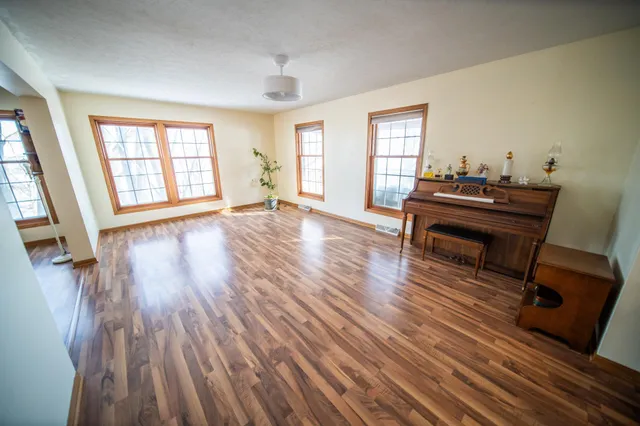 $649,900 | 37478 County Road 70, Zumbro Falls, MN 55991