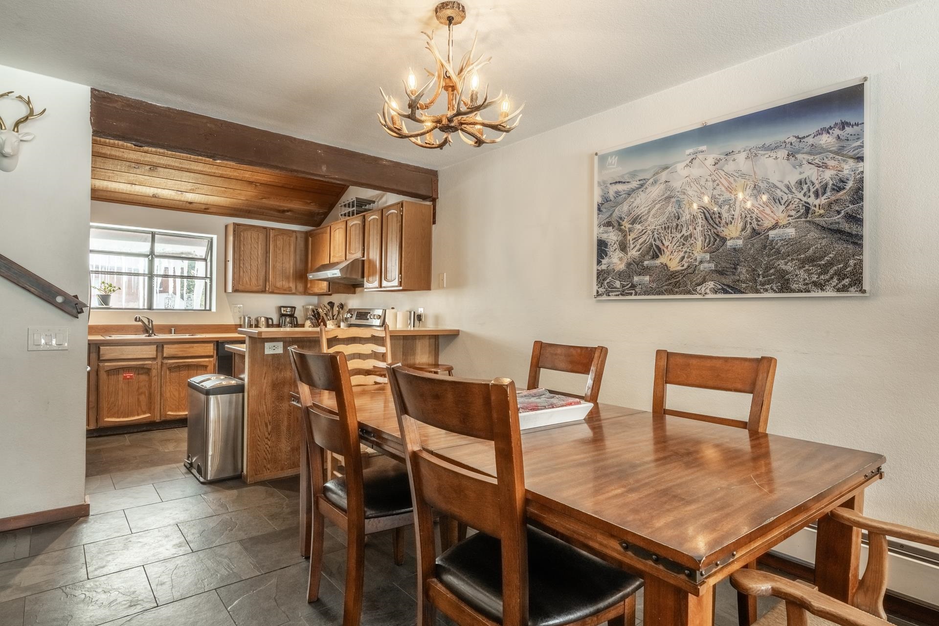 3392 Chateau Road, Unit 2 Mammoth Lakes, CA 93546 - Photo 4 of 43 Gallery Image 4