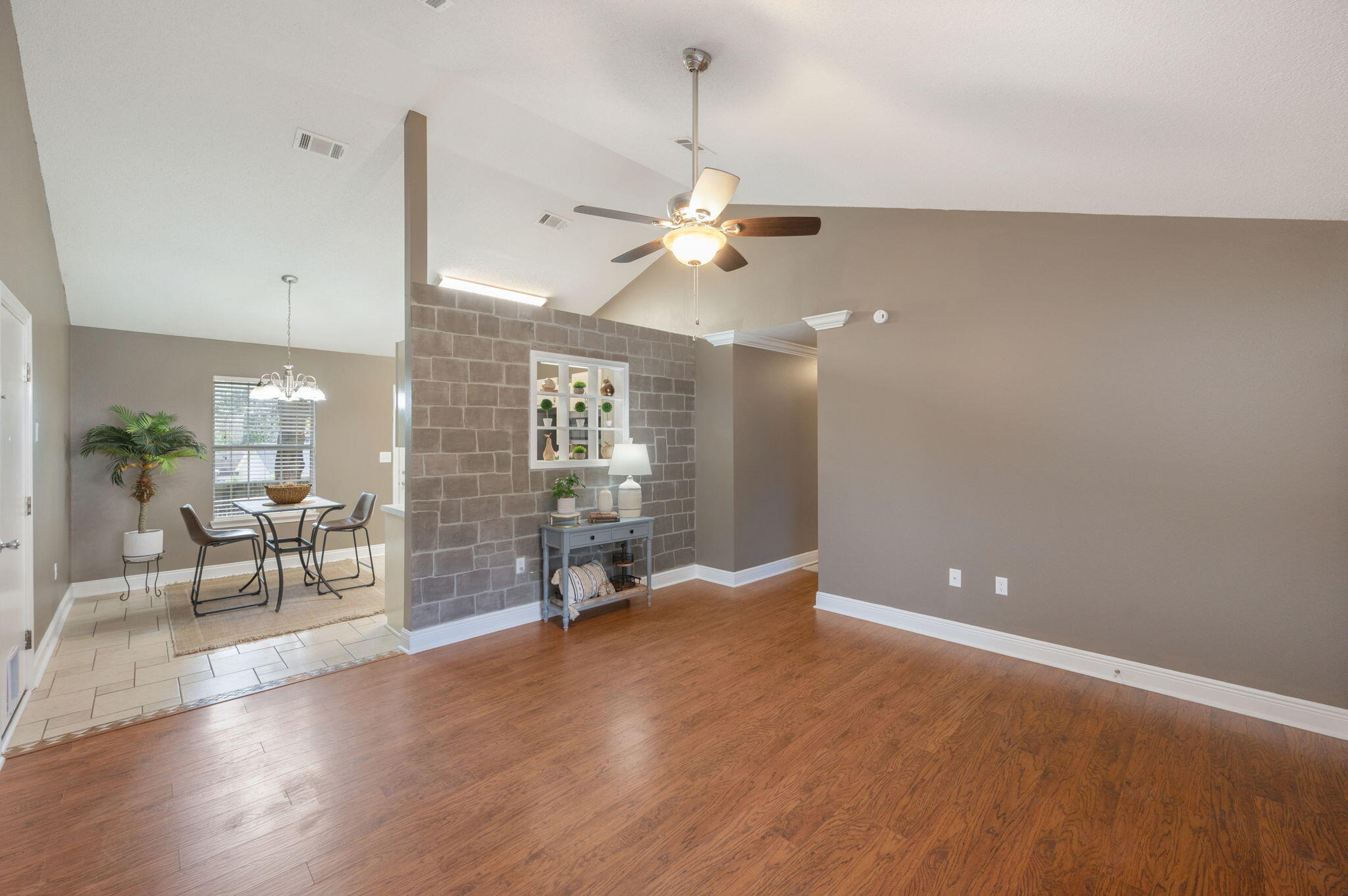 2534 Sunset Drive Crestview, FL 32536 - Photo 11 of 20 7-web-or-mls-2534-sunset-dr