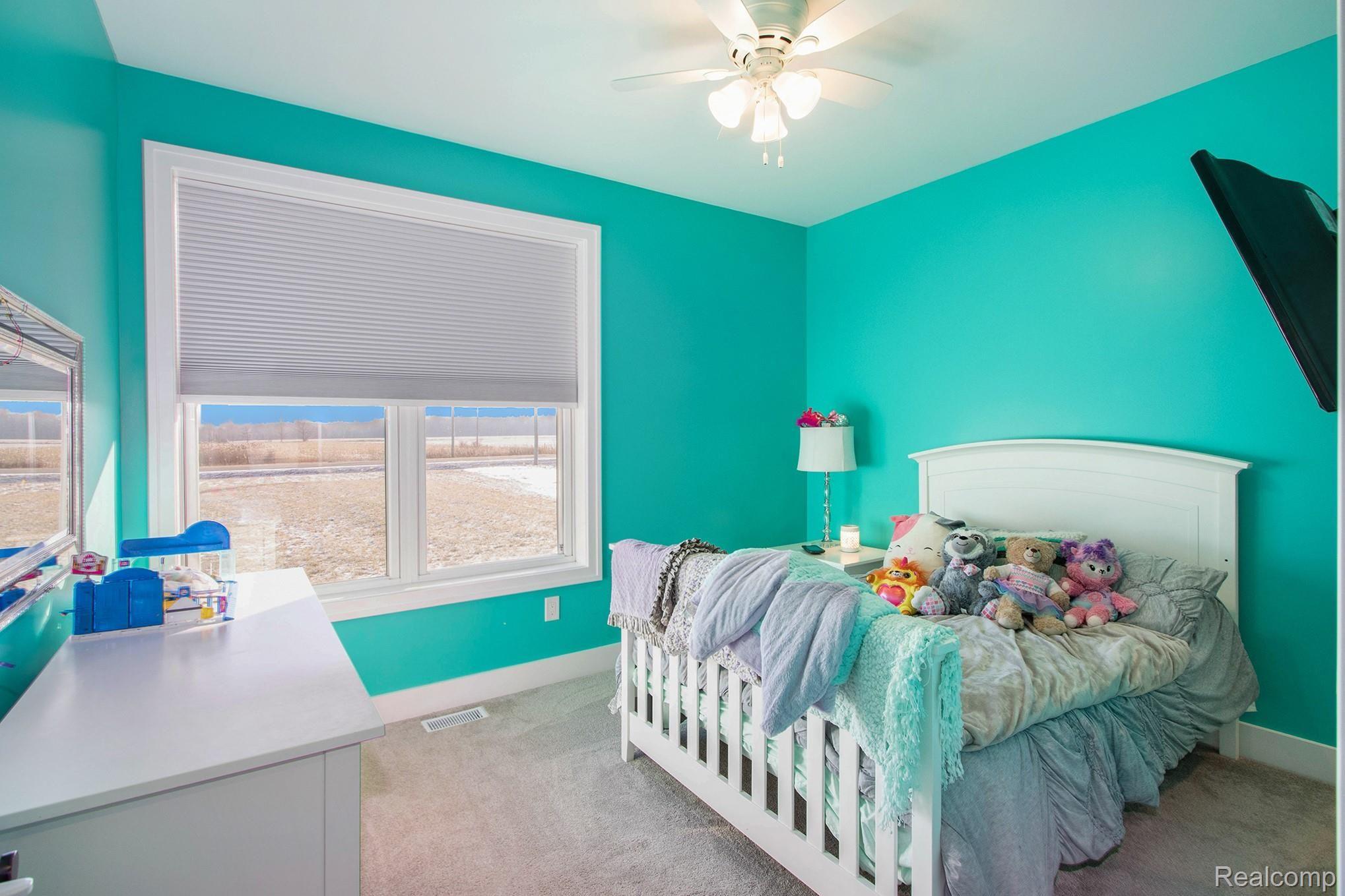 2086 Palms Road Columbus, MI 48063 - Photo 11 of 31 Bedroom 1