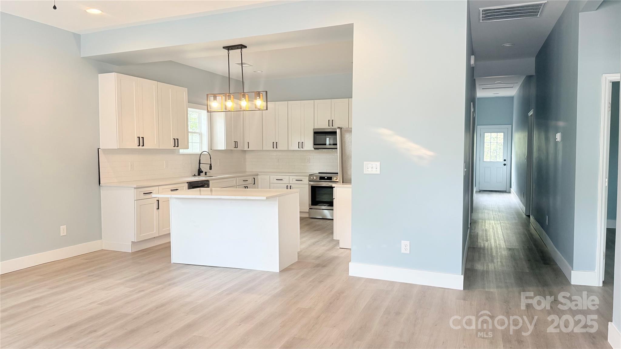 106 North Market Street Lancaster, SC 29720 - Photo 3 of 21