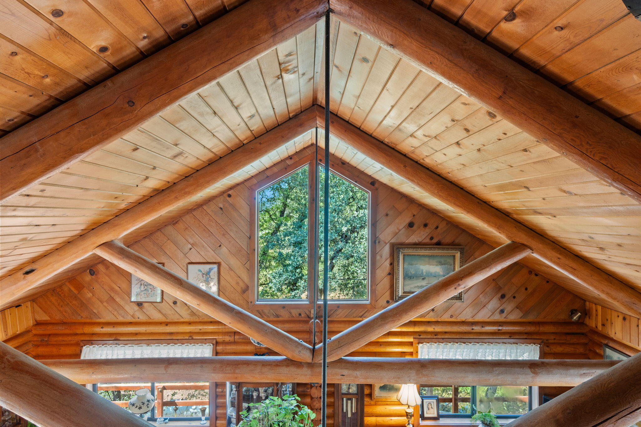 9728 Deschutes Road Palo Cedro, CA 96073 - Photo 26 of 69 Ceiling
