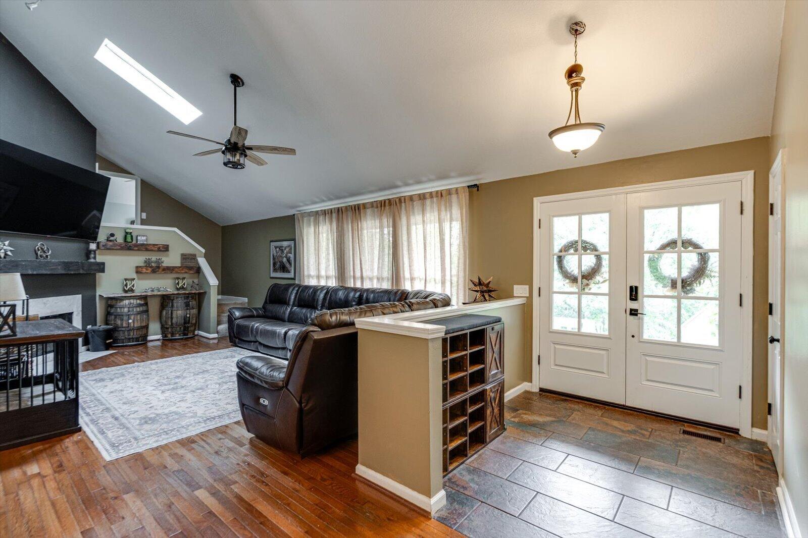9302 Rockshire Lane Chattanooga, TN 37421 - Photo 6 of 40 06-9302 Rockshire-6