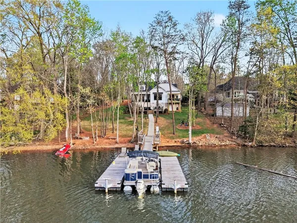 $1,225,000 | 730 Mountain Shore Drive, Denton, NC 27239