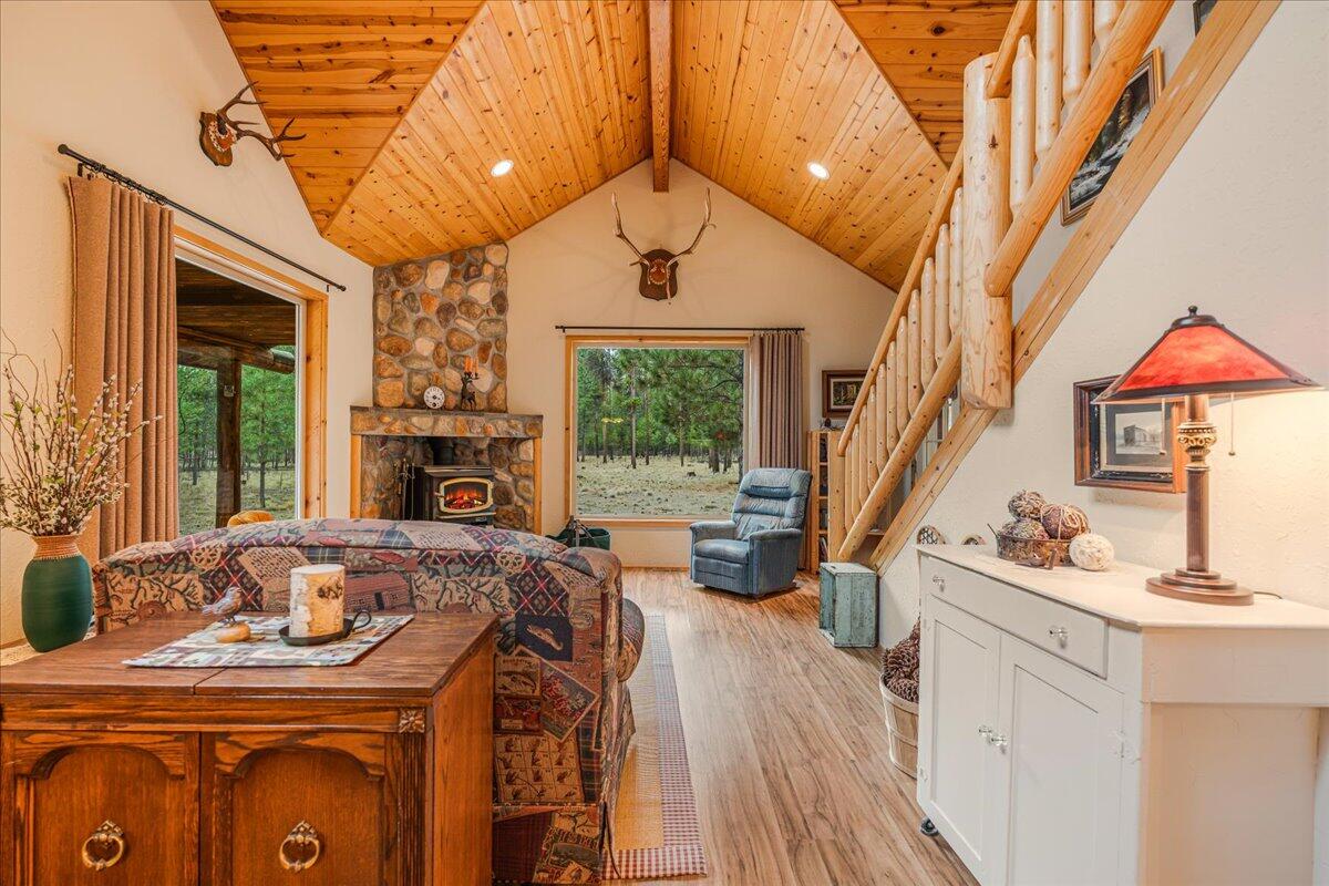 152038 Conestoga Road La Pine, OR 97739 - Photo 7 of 53 152038 Conestoga