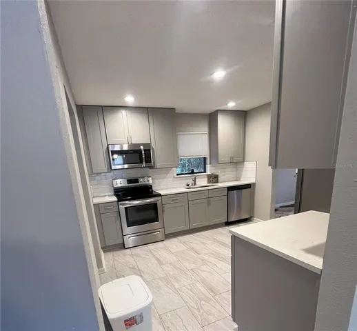 $155,000 | 22979 Northeast County Road, Unit 200B, Lawtey, FL 32058