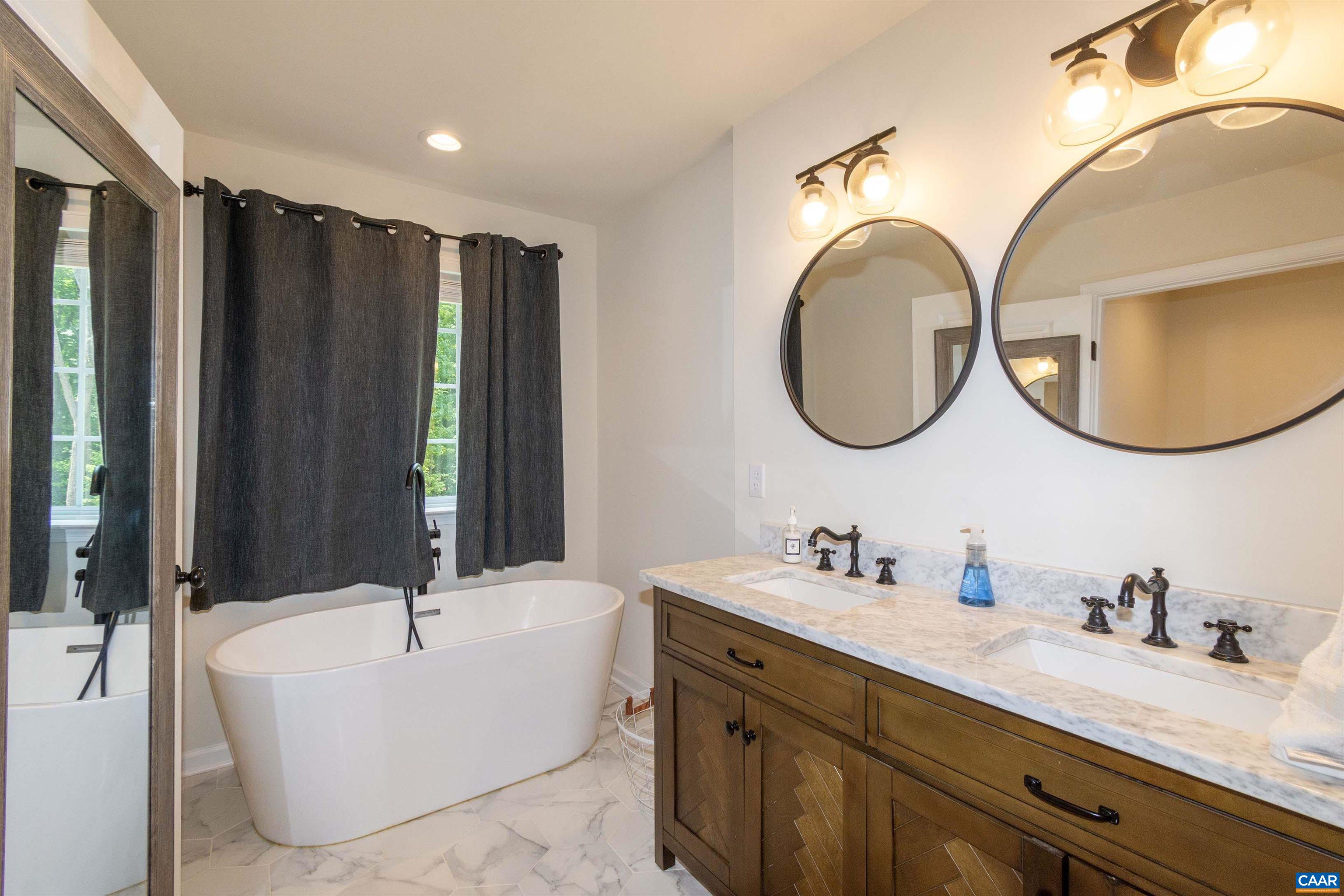 13079 Kendall Road Orange, VA 22960 - Photo 26 of 57 Primary Bath