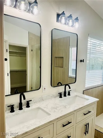 $2,950 | 7837 Millhopper Avenue, Las Vegas, NV 89128