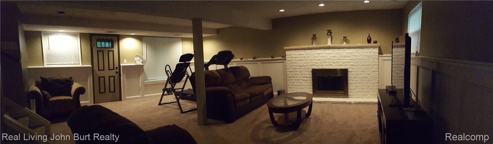 6289 Waldon Road Clarkston, MI 48346 - Photo 12 of 15 llevel1.jpg