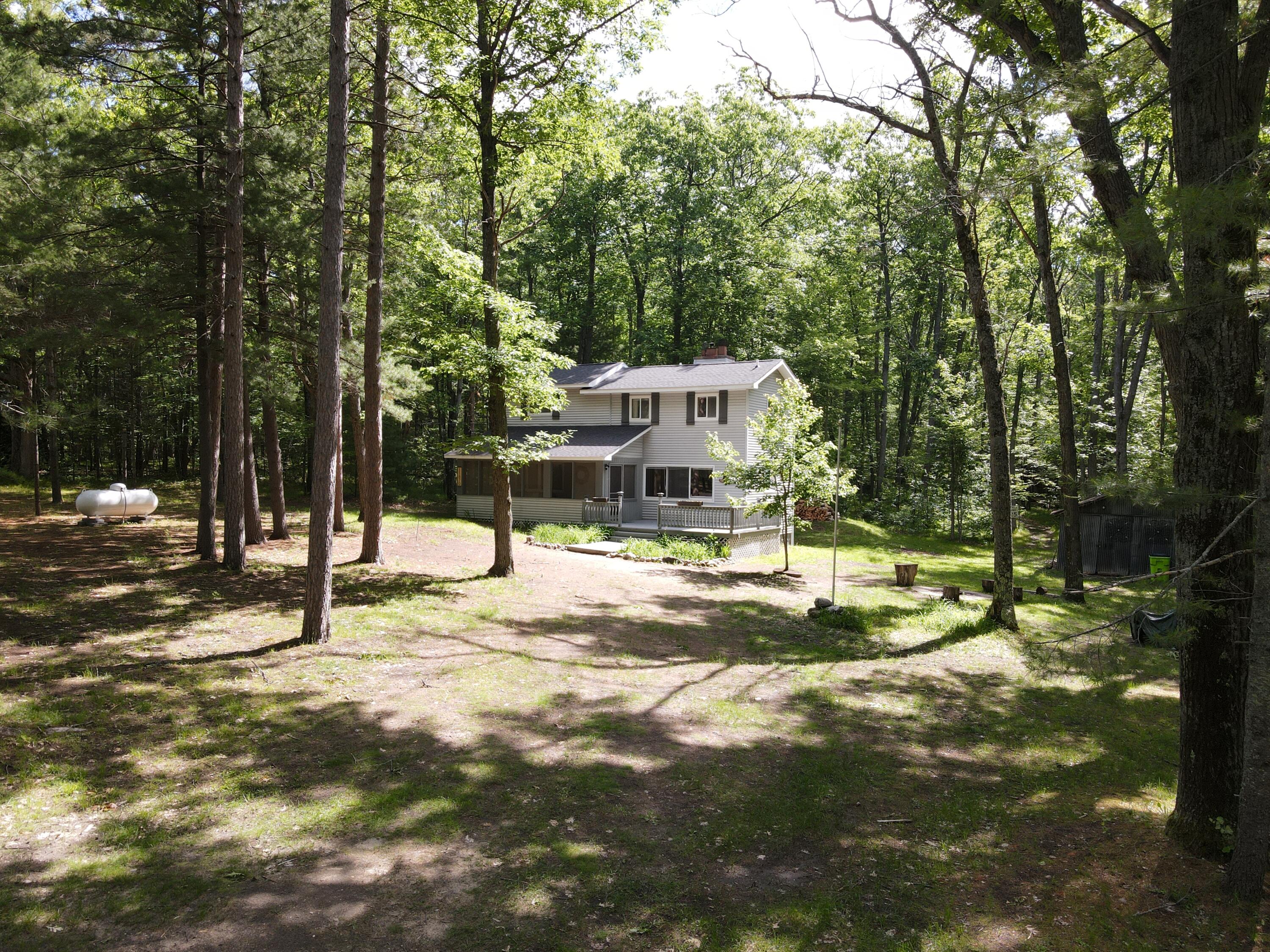 11870 Bayer Road Roscommon, MI 48653 - Photo 3 of 49