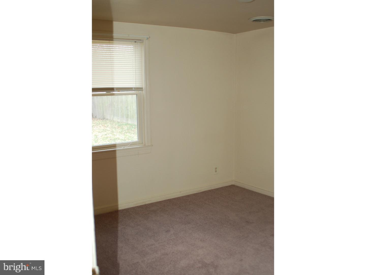 146 Harvard Road Pennsville, NJ 08070 - Photo 8 of 12 Bedroom