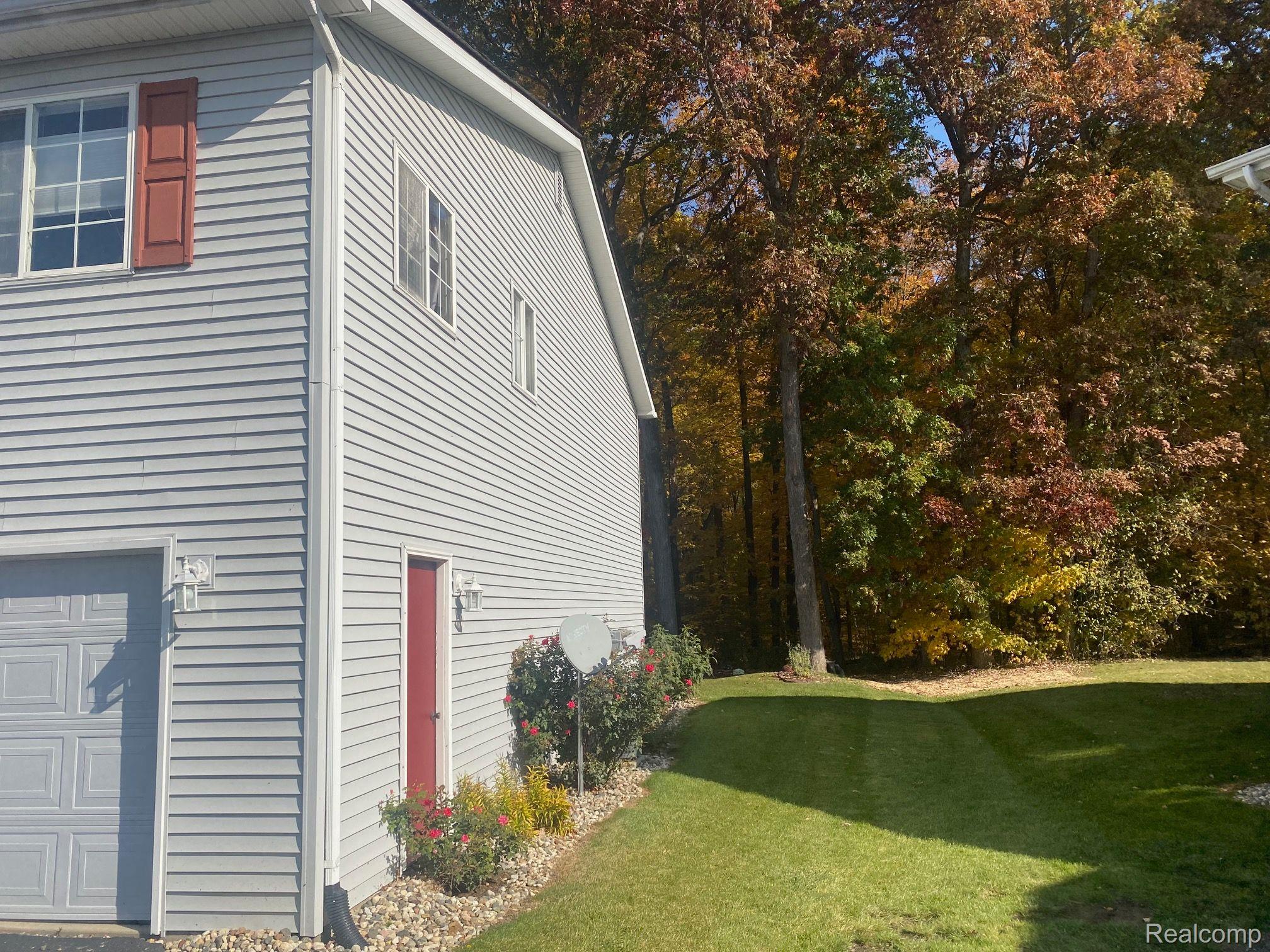 9539 Timber Ridge Drive Grand Blanc, MI 48439 - Photo 2 of 25 Gallery Image 2