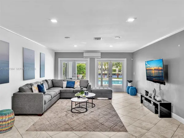 $12,950 | 413 Tamarind Drive, Hallandale Beach, FL 33009