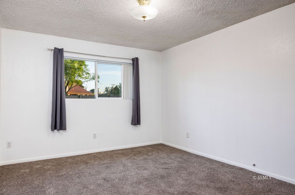 438 West Ward Avenue Ridgecrest, CA 93555 - Photo 25 of 46