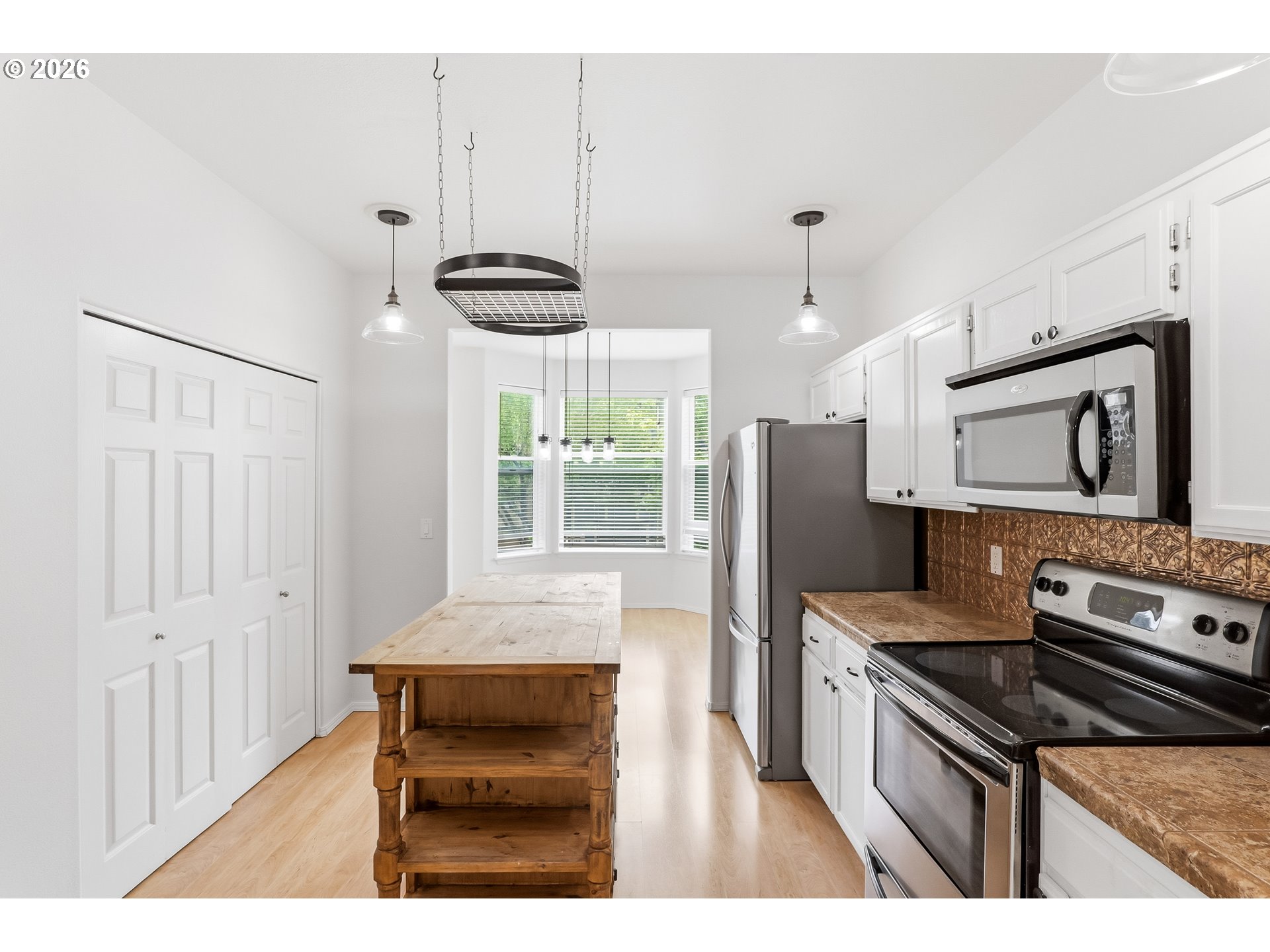 11965 Southwest Sagehen Street Beaverton, OR 97007 - Photo 5 of 24