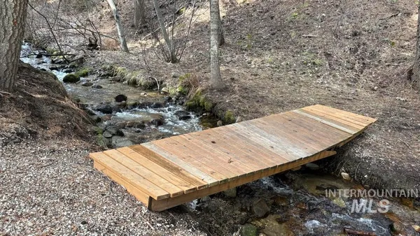 $679,000 | 17 Stony Brook Lane, Garden Valley, ID 83622