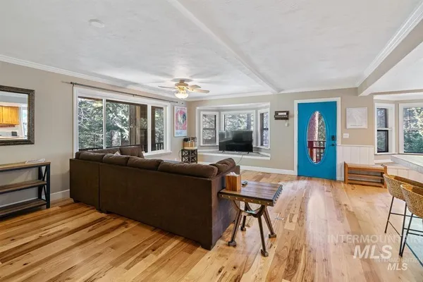 $679,000 | 17 Stony Brook Lane, Garden Valley, ID 83622