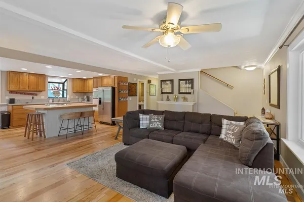 $679,000 | 17 Stony Brook Lane, Garden Valley, ID 83622