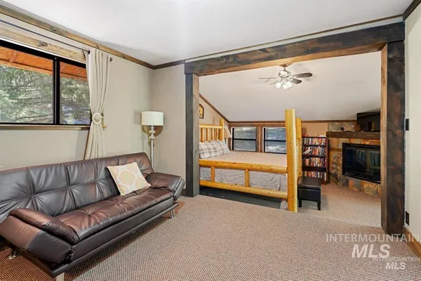 $679,000 | 17 Stony Brook Lane, Garden Valley, ID 83622