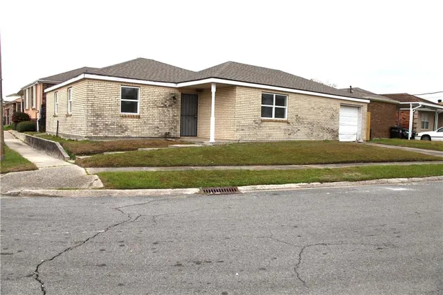 $1,550 | 2767 Edna Street, New Orleans, LA 70126