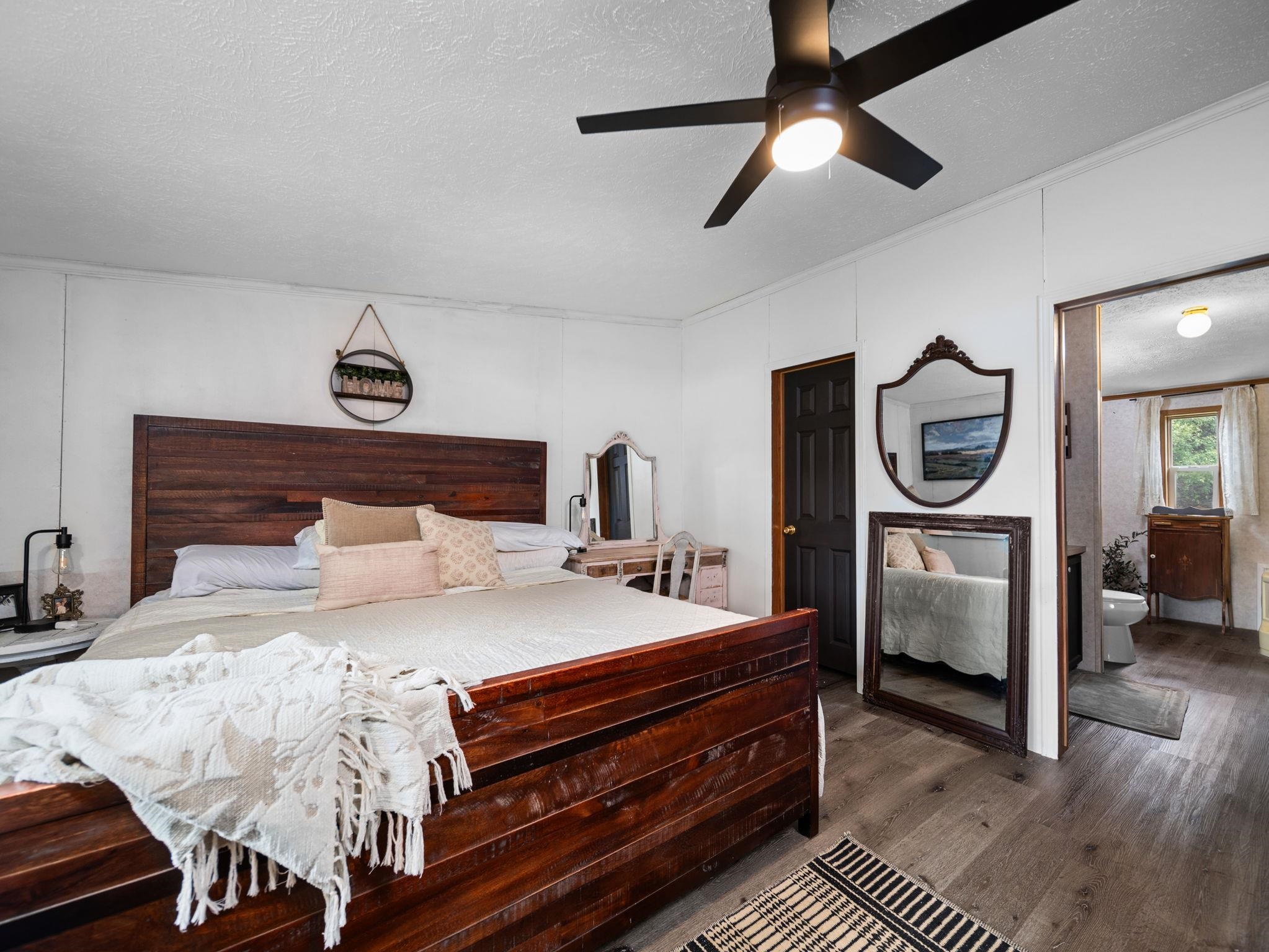 4242 East 46 Road Cadillac, MI 49601 - Photo 37 of 46 1936834-b77eaedc-7914-47cd-926c-3583961ec6de.JPG